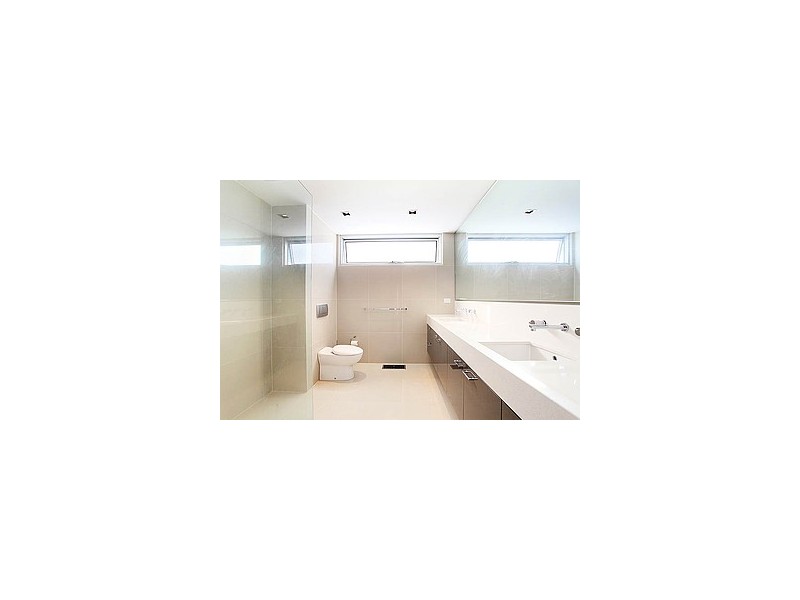 5 Deakin Street, Coburg VIC 3058