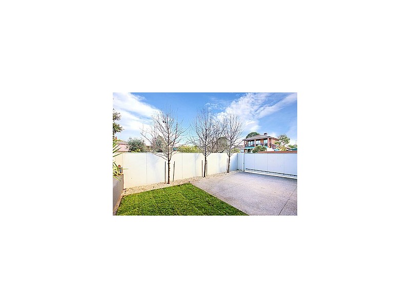 5 Deakin Street, Coburg VIC 3058