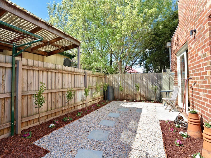 25 Moore Street, Coburg VIC 3058