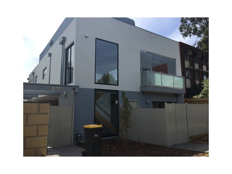1/235 Ascot Vale Road, Ascot Vale VIC 3032