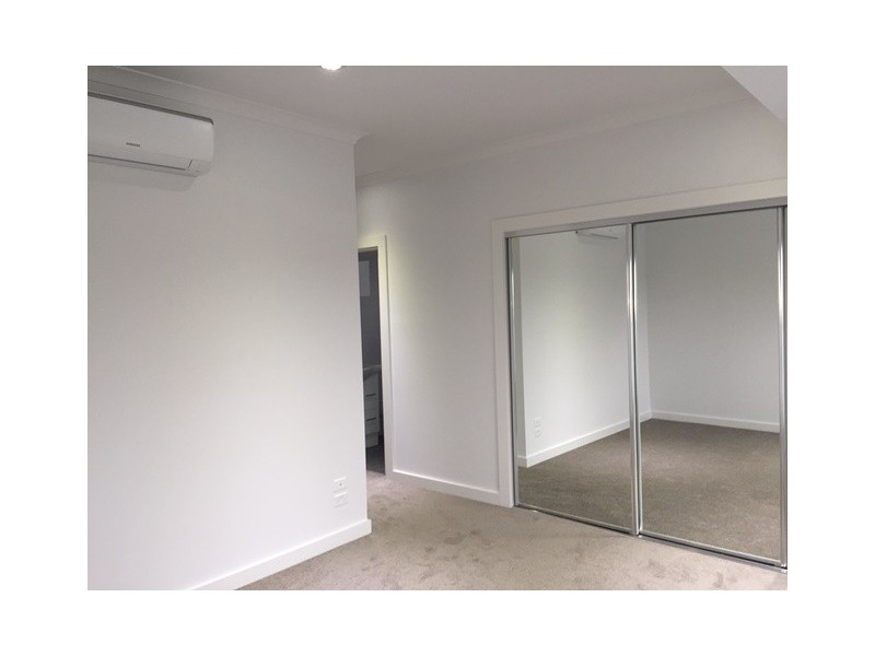 1/235 Ascot Vale Road, Ascot Vale VIC 3032