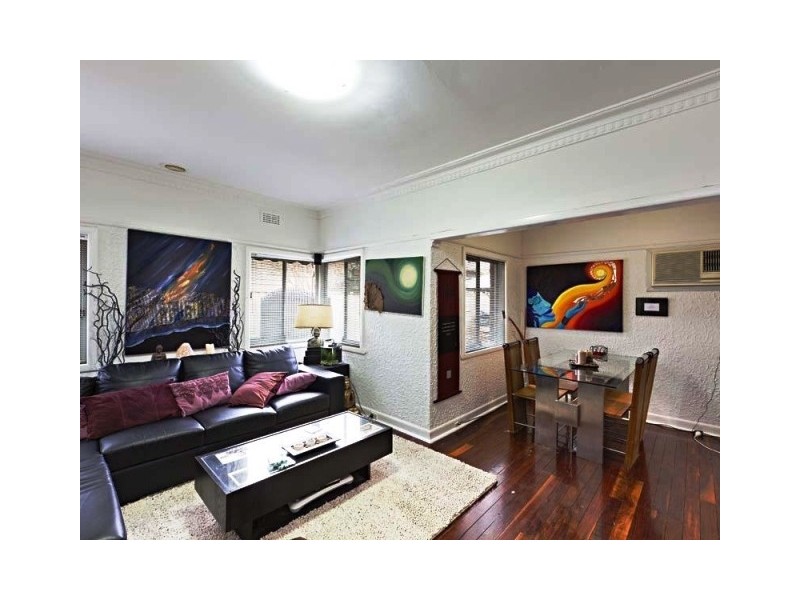 90 Balmoral Avenue, Pascoe Vale South VIC 3044