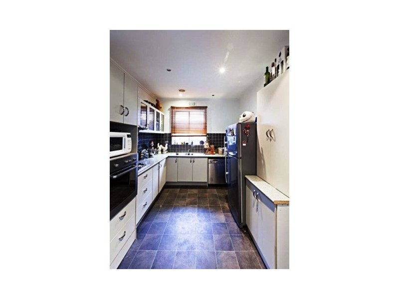 90 Balmoral Avenue, Pascoe Vale South VIC 3044