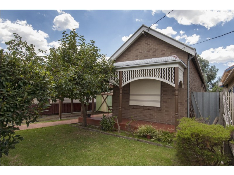 74 Beaconsfield Parade, Northcote VIC 3070