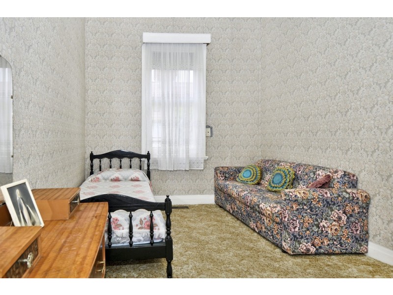 74 Beaconsfield Parade, Northcote VIC 3070