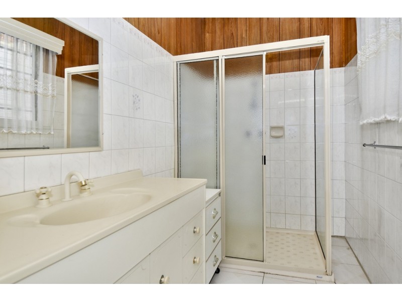 74 Beaconsfield Parade, Northcote VIC 3070