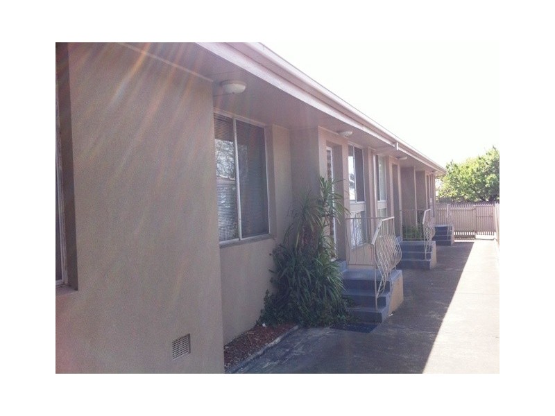 2/107 Mitchell Street, Brunswick VIC 3056