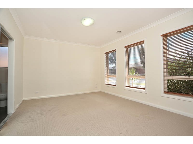 50 Ben Loman Circuit, Craigieburn VIC 3064