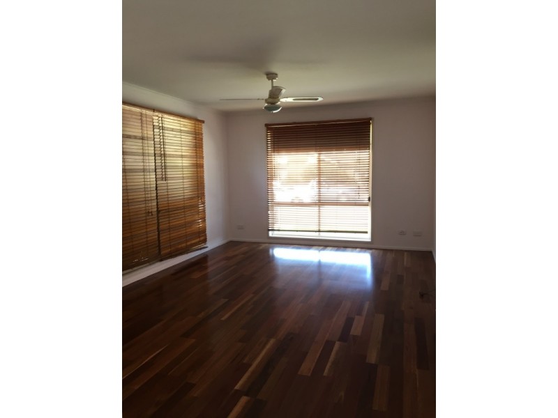 1 Jacqueline Court, Hillside VIC 3037