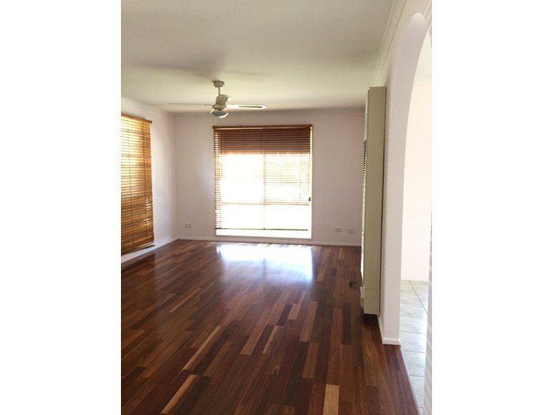 1 Jacqueline Court, Hillside VIC 3037