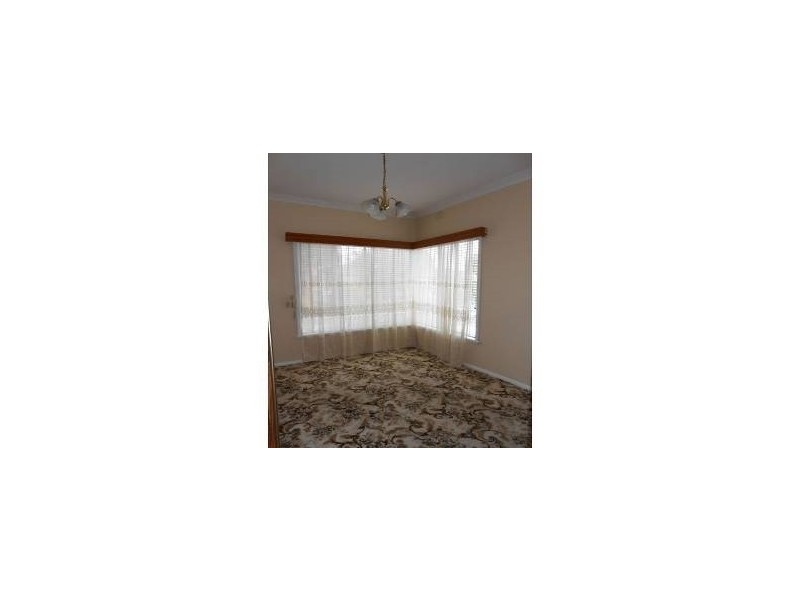 11 Mills Street, Sunshine North VIC 3020