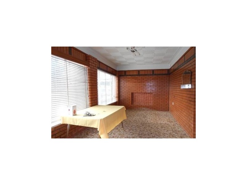 11 Mills Street, Sunshine North VIC 3020