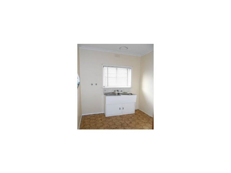 11 Mills Street, Sunshine North VIC 3020