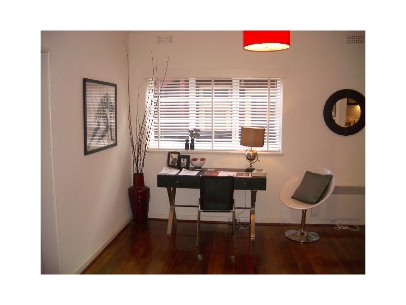 7/3 Cowderoy Street, St Kilda West VIC 3182