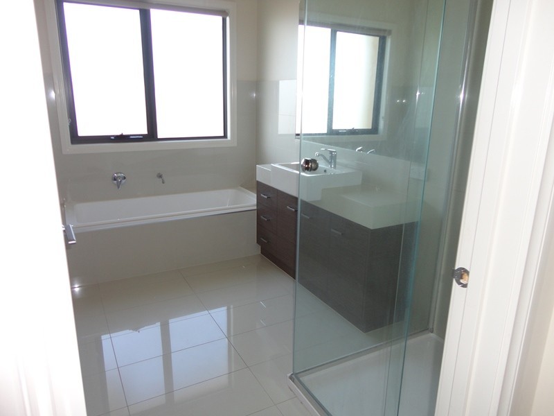 1/9 Florence Street, Coburg VIC 3058