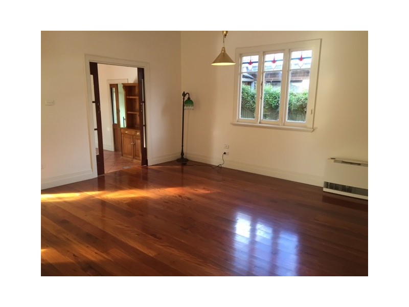 4 Temuka Avenue, Brunswick East VIC 3057