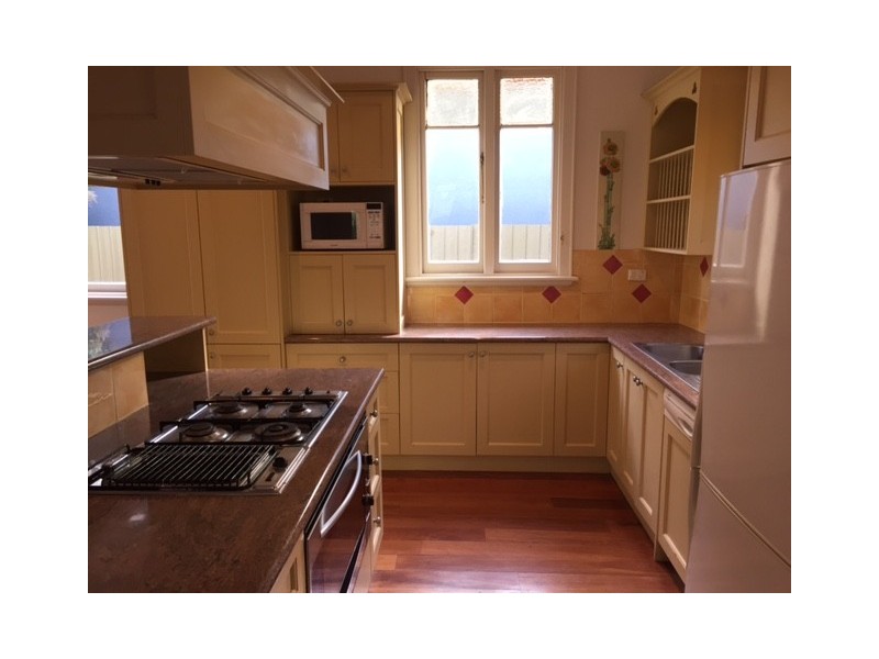 4 Temuka Avenue, Brunswick East VIC 3057