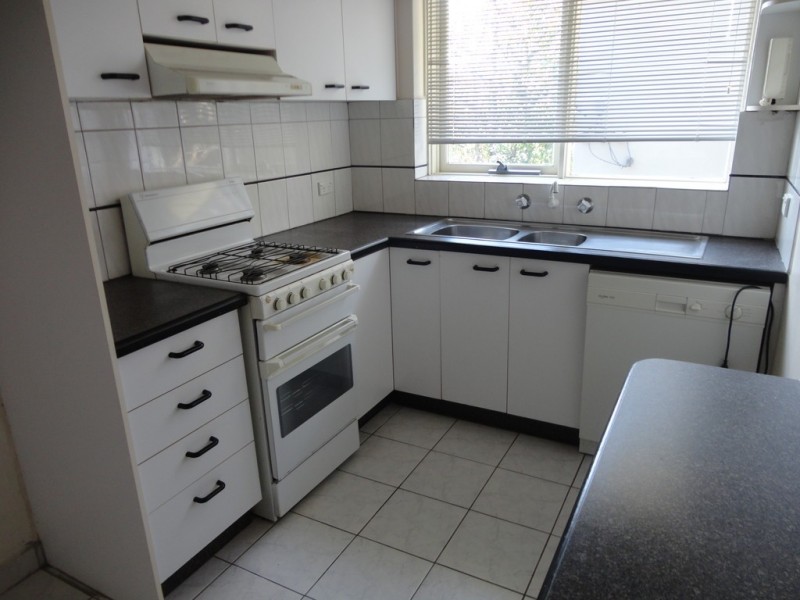2/7 Coleridge Street, Elwood VIC 3184