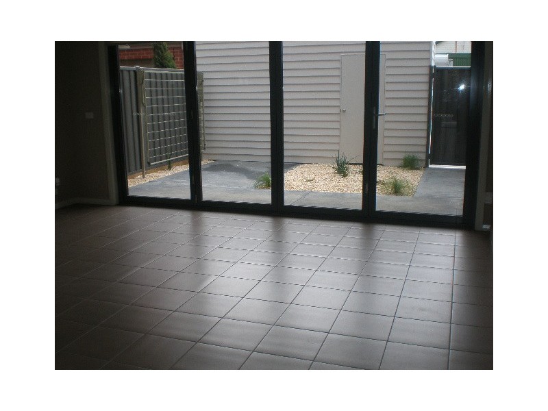 1/19 Queen Street, Brunswick East VIC 3057