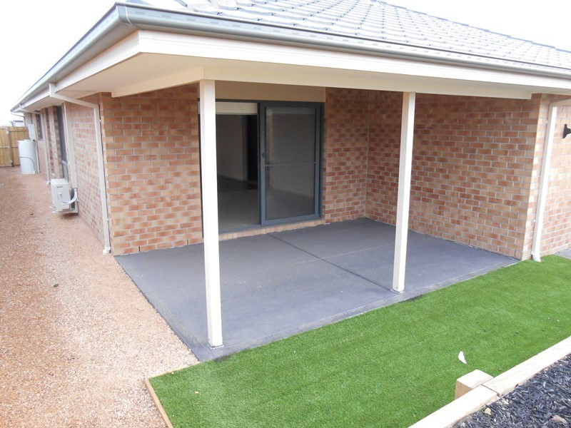 5 Demeter Street, Epping VIC 3076