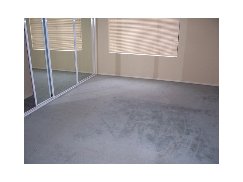 4/3 Mill Park Drive, Mill Park VIC 3082