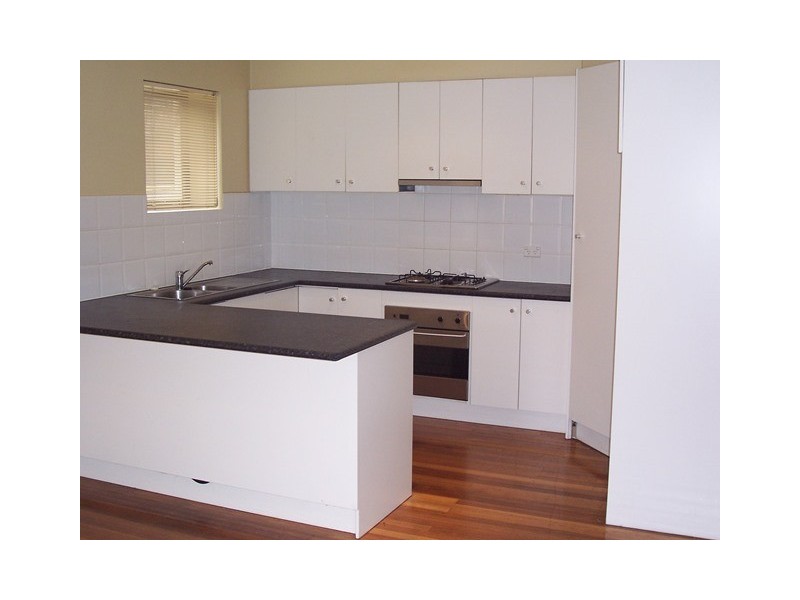 4/3 Mill Park Drive, Mill Park VIC 3082
