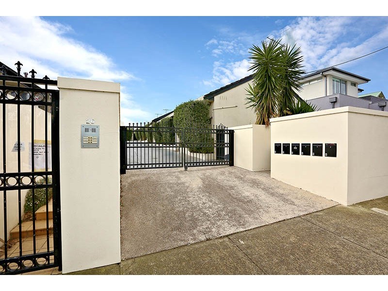 6/26 Irvine Crescent, Brunswick West VIC 3055