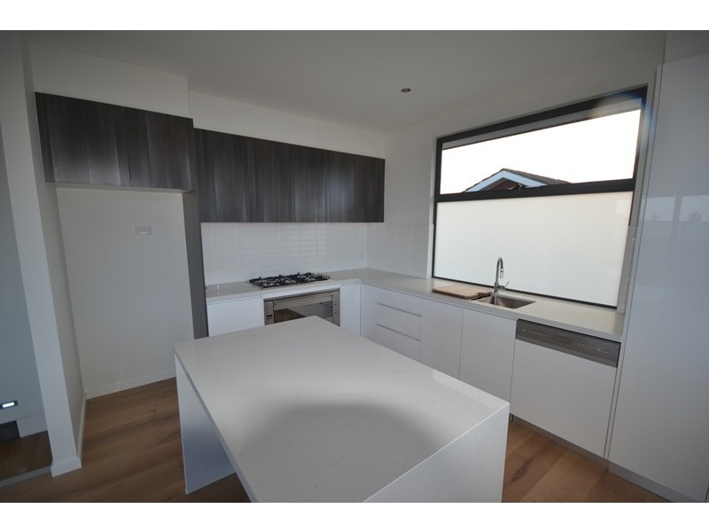 1/1 Manica Street, Brunswick West VIC 3055