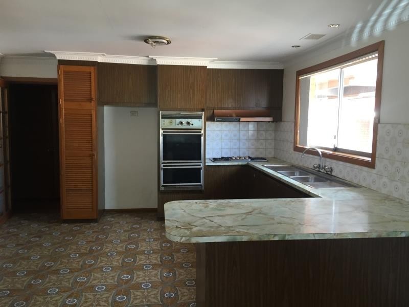 102 Radford Road, Reservoir VIC 3073