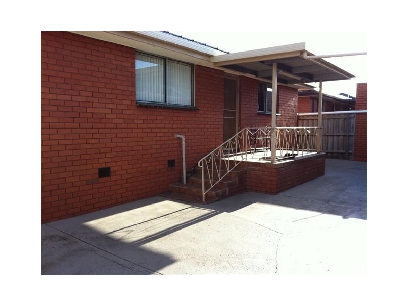 102 Radford Road, Reservoir VIC 3073