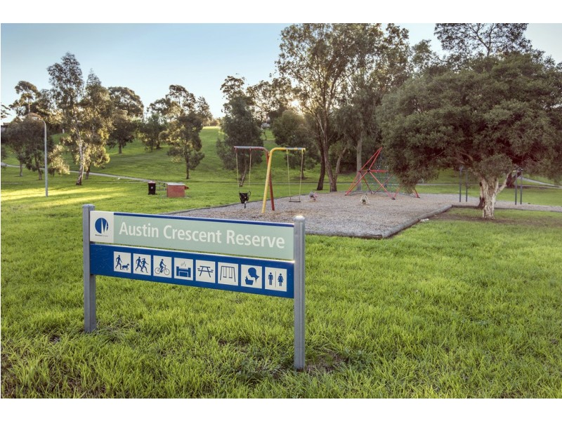 36 Austin Crescent, Pascoe Vale VIC 3044