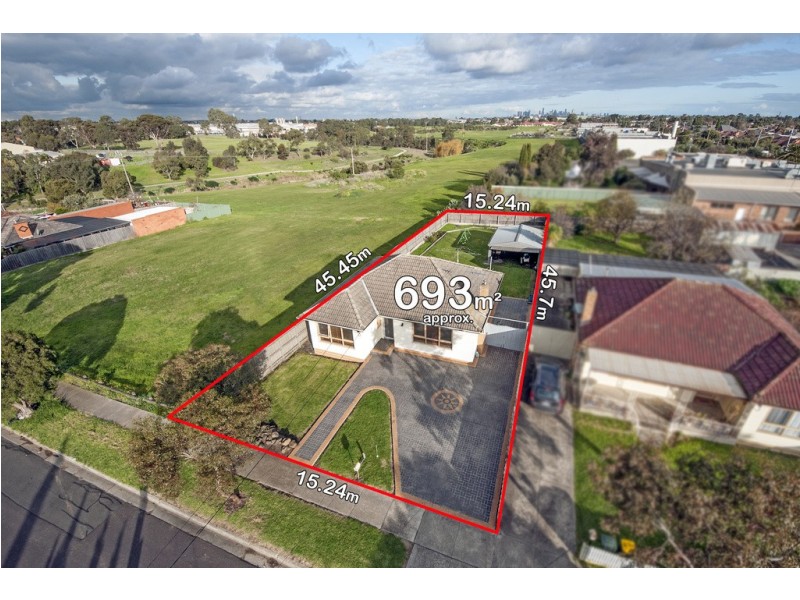 21 Hood Crescent, Fawkner VIC 3060