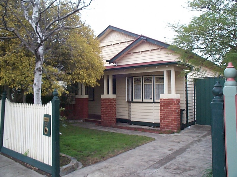 35 Hawthorn Street, Coburg VIC 3058