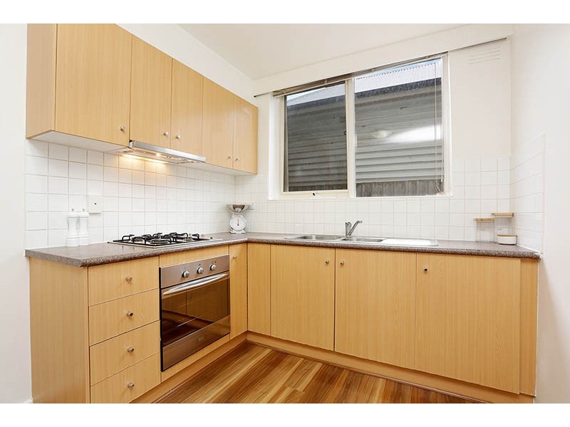 1/10 Donald Street, Brunswick VIC 3056