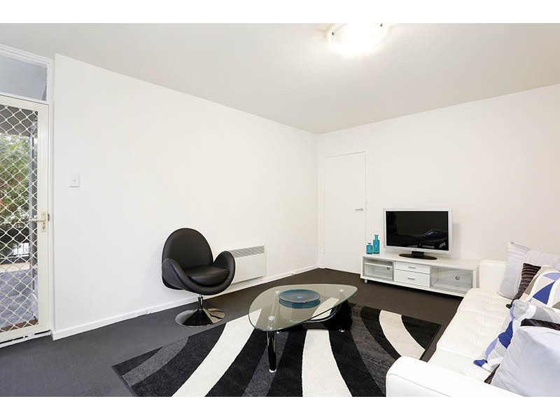 1/10 Donald Street, Brunswick VIC 3056