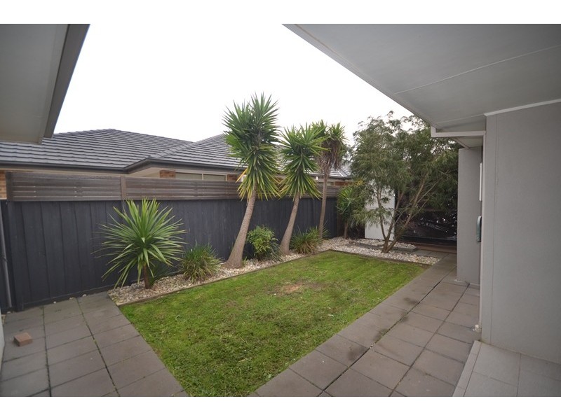 46 Middle Park Drive, Point Cook VIC 3030