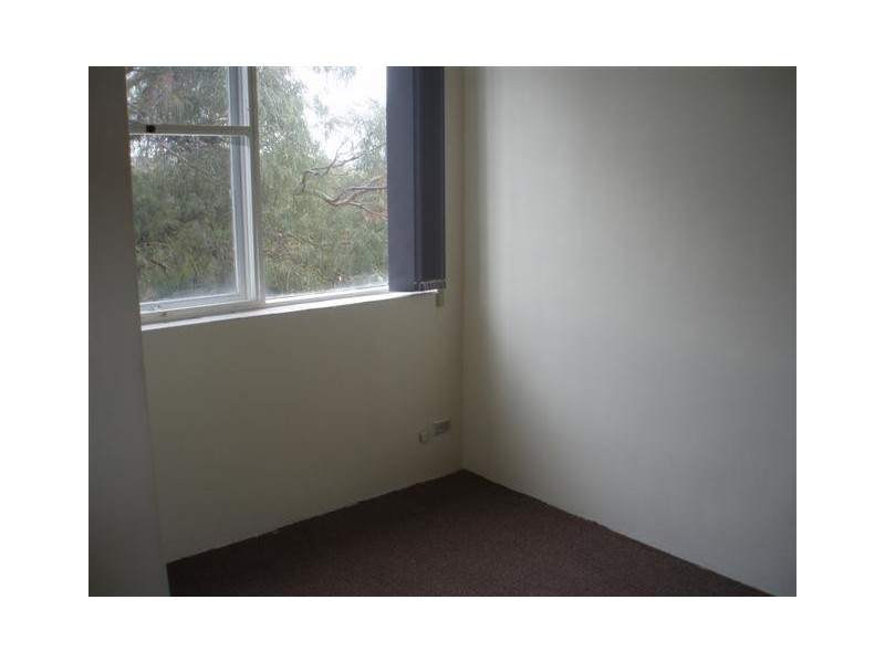 35/22-28 Canterbury Street, Flemington VIC 3031