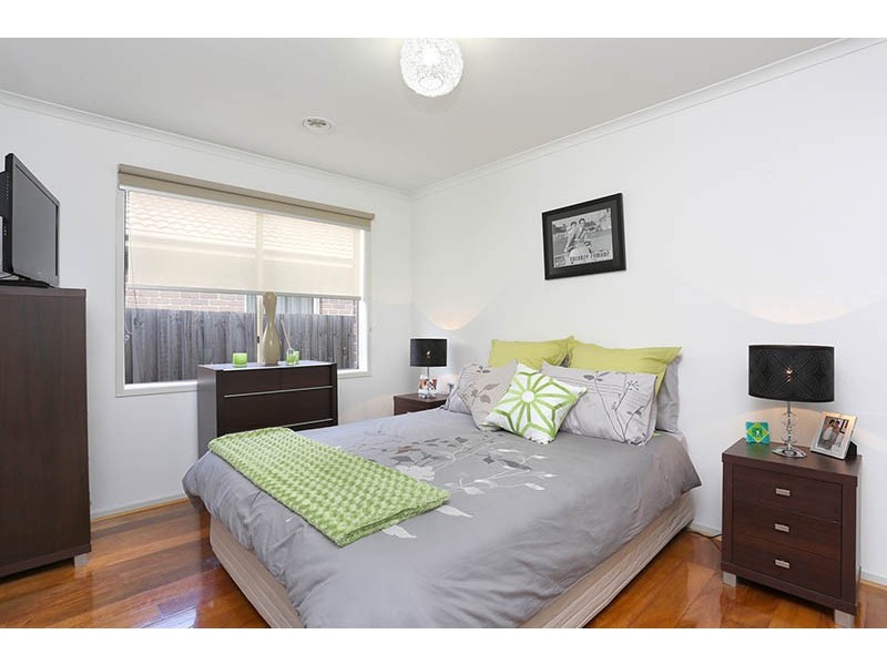 40 Wattle Grove, Reservoir VIC 3073