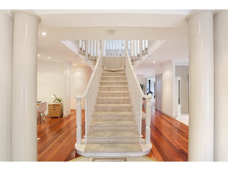 7 Hodgins Court, Brunswick West VIC 3055