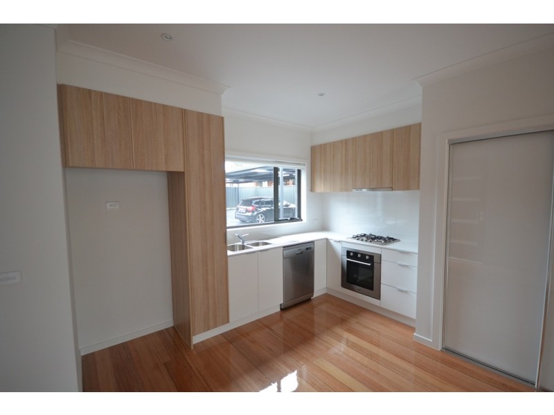 4/27 Alpine Grove, Pascoe Vale VIC 3044