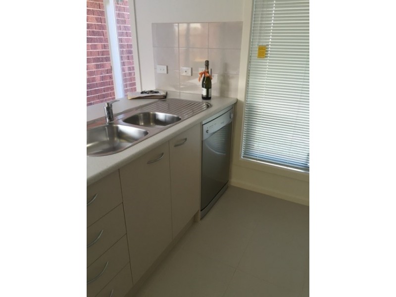 1/34 Bakers Road, Coburg VIC 3058