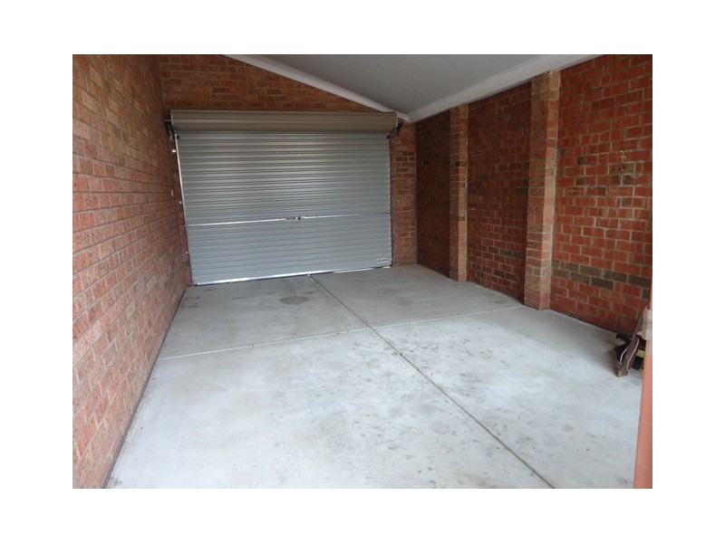 1/31 Nerissa Grove, Oak Park VIC 3046