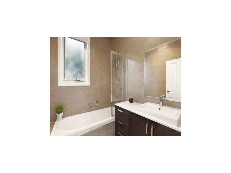 6/7-9 De Chene Parade, Coburg North VIC 3058