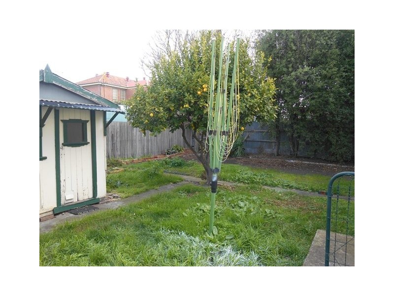 35 Hawthorn St, Coburg VIC 3058