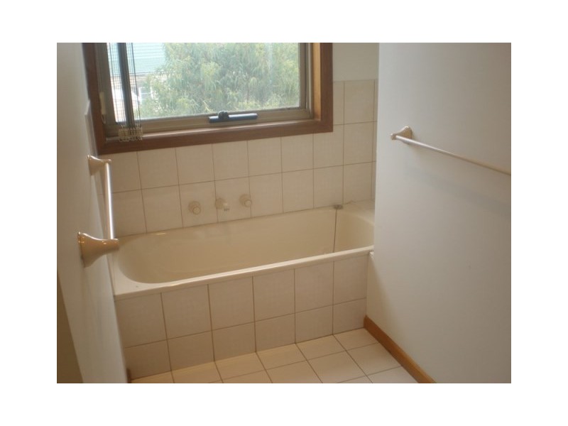 5/36 The Grove, Coburg VIC 3058