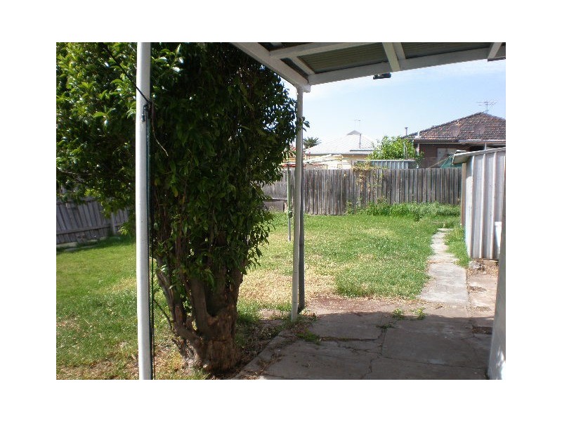 40 Moore Street, Coburg VIC 3058