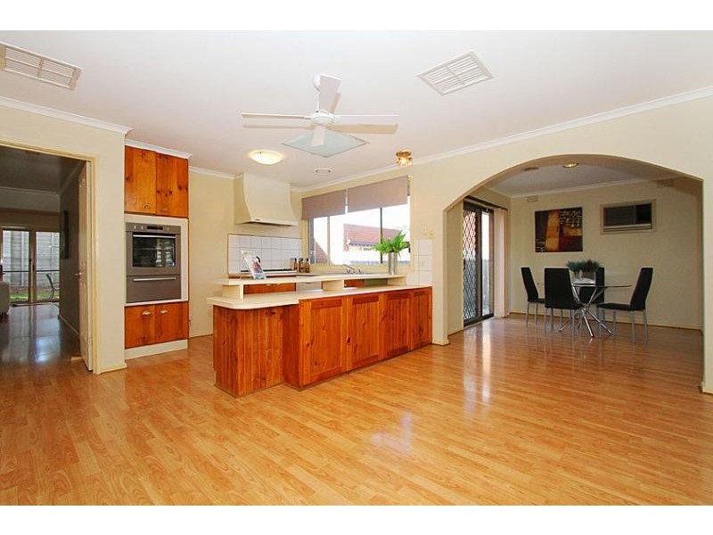 12 Mossfield Mews, Tullamarine VIC 3043