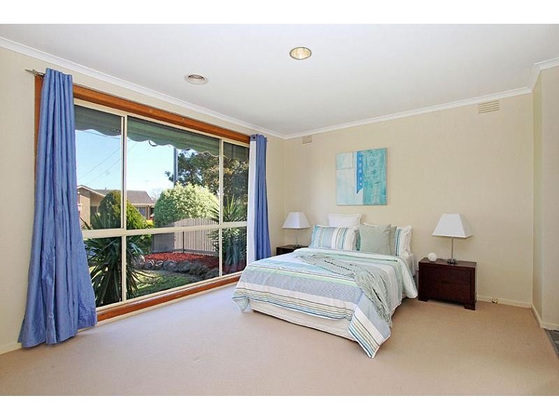 12 Mossfield Mews, Tullamarine VIC 3043