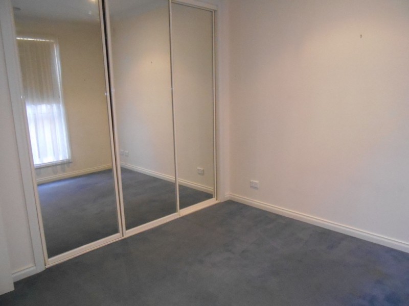 2/1 Snell Grove, Pascoe Vale VIC 3044