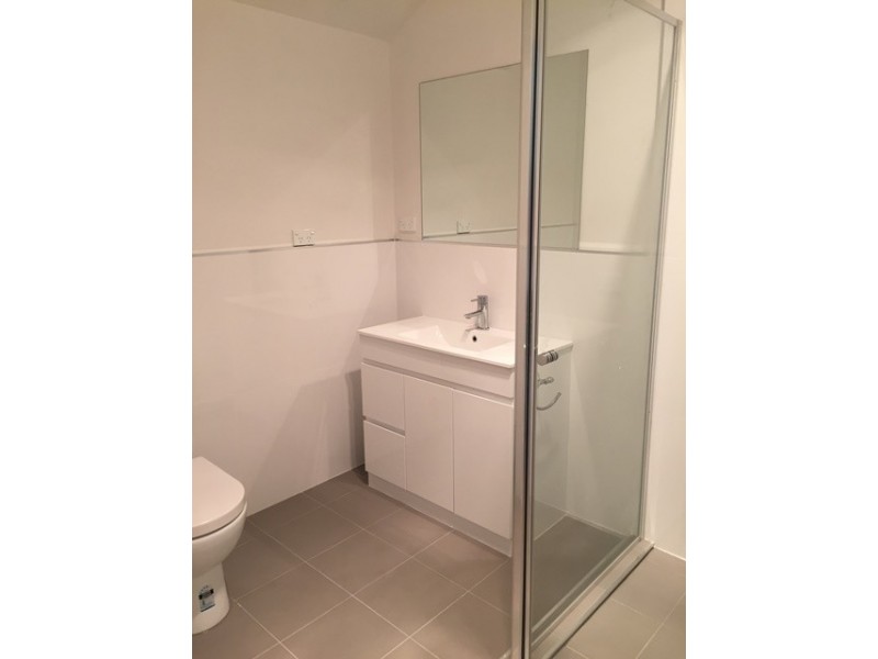 2/97 Shorts Road, Coburg North VIC 3058